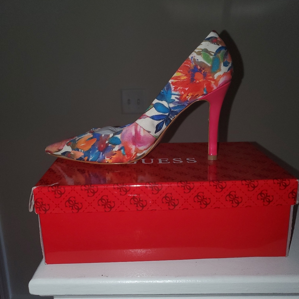 Shoes - Picture 2 of 2